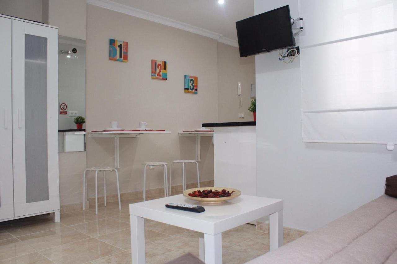 Nice And New Studio Very Close To The City Center 2ºa Málaga Exteriör bild
